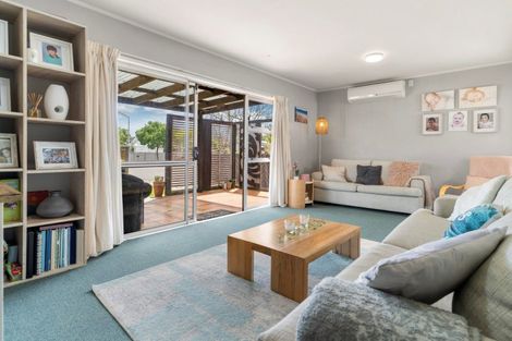 Photo of property in 17 Tudor Place, Mount Maunganui, 3116