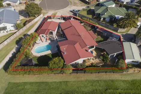 Photo of property in 38 Longstead Avenue, Papamoa Beach, Papamoa, 3118