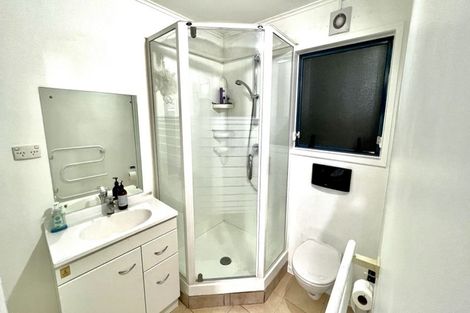 Photo of property in 89 Saddleback Rise, Murrays Bay, Auckland, 0630