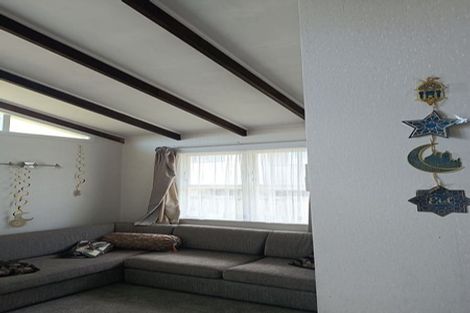 Photo of property in 168 Ennis Avenue, Pakuranga Heights, Auckland, 2010