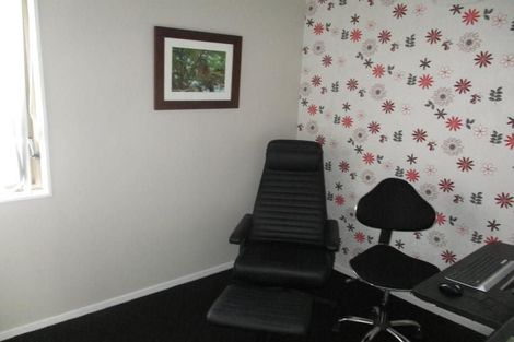 Photo of property in 17b Walton Road, Paraparaumu Beach, Paraparaumu, 5032