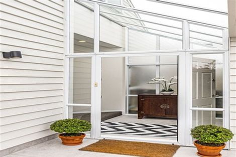 Photo of property in 2/54 Norwood Road, Bayswater, Auckland, 0622