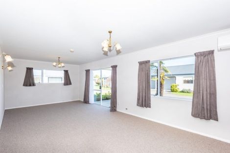 Photo of property in 8/690 Gladstone Road, Te Hapara, Gisborne, 4010