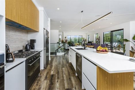 Photo of property in 50 Pacific Heights Road, Orewa, 0931