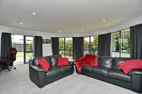Photo of property in 225 Kingsbury Avenue, Rangiora, 7400