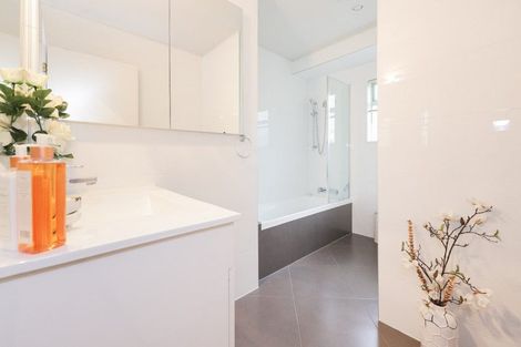 Photo of property in 41 Hythe Terrace, Mairangi Bay, Auckland, 0630