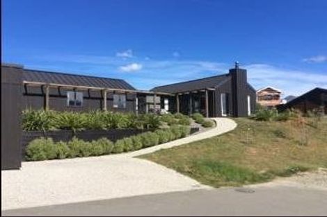 Photo of property in 10 Ellesmere Avenue, Jacks Point, Queenstown, 9371