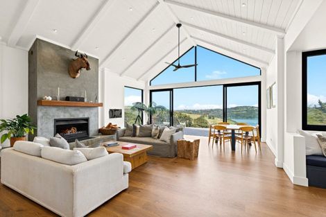 Photo of property in 79 Bishop Lane, Tawharanui Peninsula, Matakana, 0986