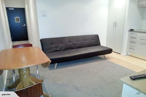 Photo of property in Queen's Residences, 2004/8 Airedale Street, Auckland Central, Auckland, 1010