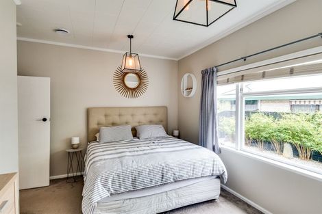 Photo of property in 12 Otatara Road, Taradale, Napier, 4112