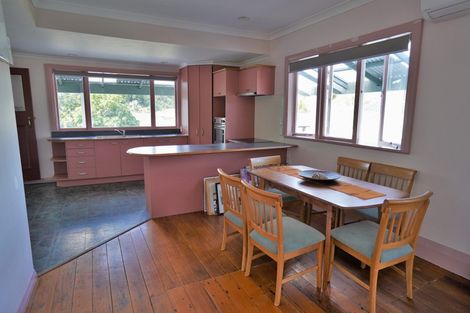 Photo of property in 30 Beach Road, Onerahi, Whangarei, 0110