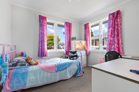 Photo of property in 46 Queen Road, Bellevue, Tauranga, 3110
