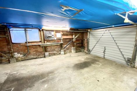 Photo of property in 2/3 Caribbean Drive, Unsworth Heights, Auckland, 0632