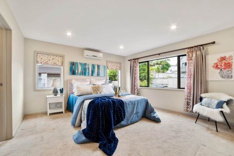 Photo of property in 29 The Avenue, Albany, Auckland, 0632