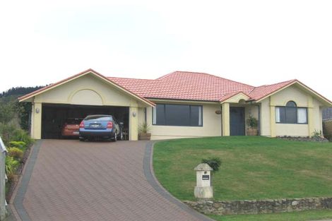 Photo of property in 12 Betty Watt Grove, Riverstone Terraces, Upper Hutt, 5018