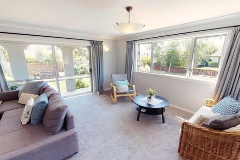 Photo of property in 77 Sunbrae Drive, Silverstream, Upper Hutt, 5019