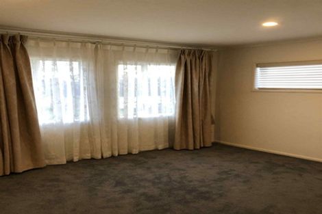 Photo of property in 13 Belcoo Crescent, East Tamaki, Auckland, 2013