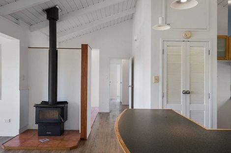 Photo of property in 2 Denby Close, Athenree, Katikati, 3177