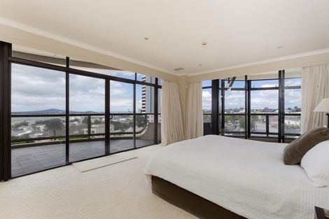 Photo of property in Shangri La Apartments, 5/97 Jervois Road, Herne Bay, Auckland, 1011