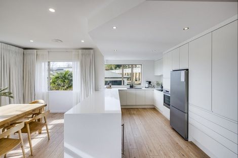 Photo of property in 6 Burbury Ridge, Havelock North, 4130