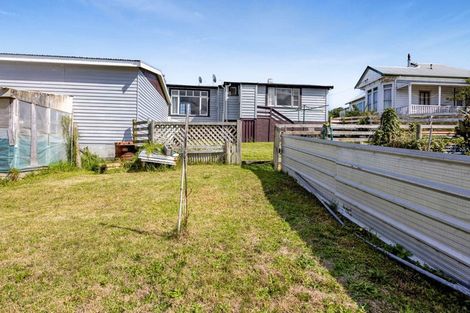 Photo of property in 6 Devon Street, Patea, 4520