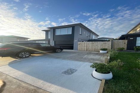 Photo of property in 21 Yulia Road, Flat Bush, Auckland, 2016