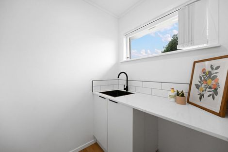 Photo of property in 73 Lewis Street, Glenview, Hamilton, 3206