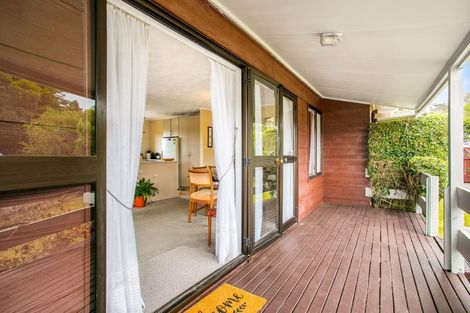 Photo of property in 6 Elizabeth Drive, West Harbour, Auckland, 0618