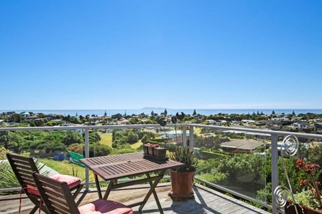 Photo of property in 31 Tohora View, Waihi Beach, 3611