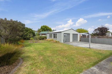 Photo of property in 126 Kowhai Street, Naenae, Lower Hutt, 5011