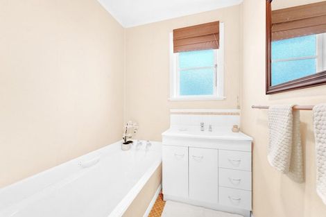 Photo of property in 202 Rata Street, Naenae, Lower Hutt, 5011
