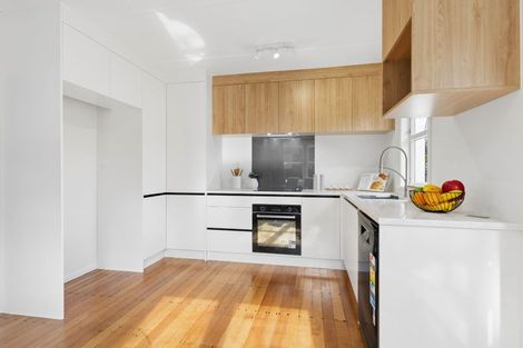 Photo of property in 15 Rice Crescent, Papakura, 2110