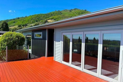 Photo of property in 11 Kotare Street, Waikanae, 5036