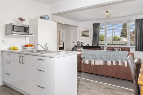 Photo of property in 6 Kaka Street, Western Heights, Rotorua, 3015