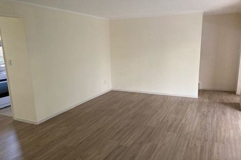 Photo of property in 2/43 Priestley Drive, Bucklands Beach, Auckland, 2014