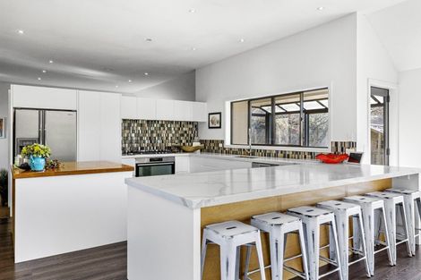 Photo of property in 214 Mapara Road, Acacia Bay, Taupo, 3385