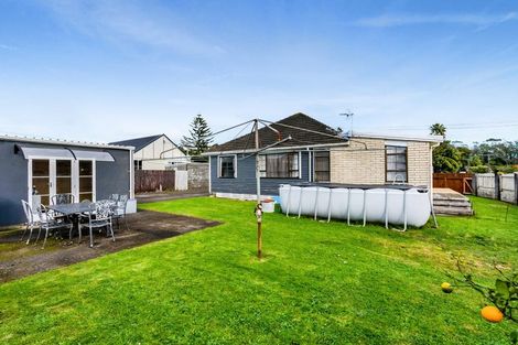 Photo of property in 1 List Street, Welbourn, New Plymouth, 4310