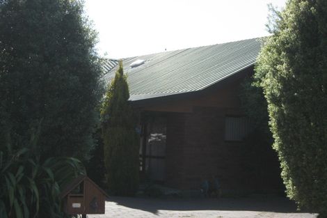 Photo of property in 6 Creese Place, Redwood, Christchurch, 8051