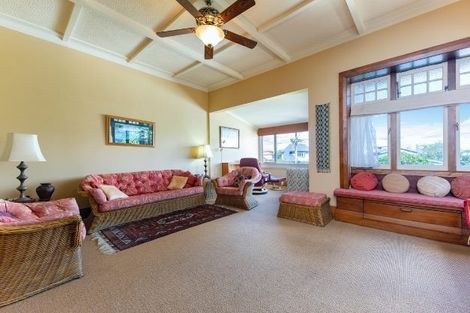 Photo of property in 27 Jubilee Avenue, Devonport, Auckland, 0624