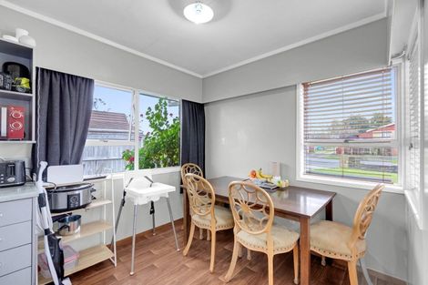 Photo of property in 15 Dermont Street, Bader, Hamilton, 3206