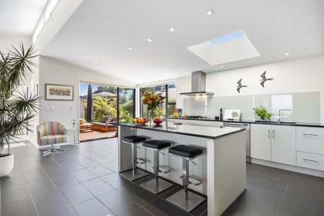 Photo of property in 25 Highgrove, Saint Clair, Dunedin, 9012