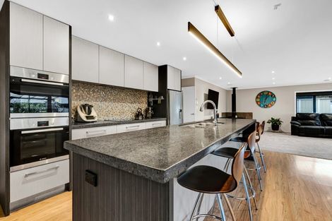 Photo of property in 18a Estate Grove, Inglewood, 4330