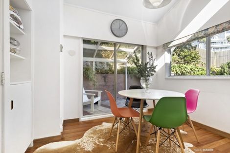 Photo of property in 2 Maida Vale Road, Roseneath, Wellington, 6011