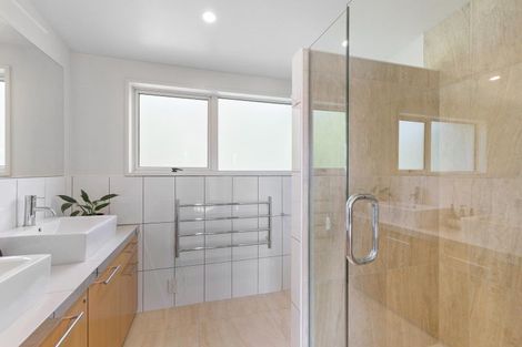 Photo of property in 11 Morrows Mead, Wanaka, 9305