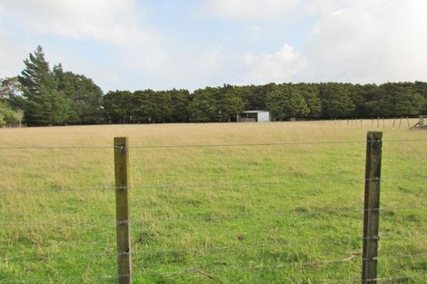 Photo of property in 133 Tararua Drive, Upper Plain, Masterton, 5888