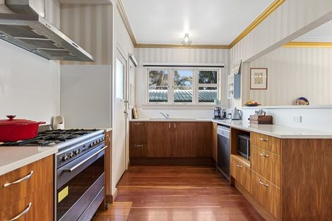 Photo of property in 269 Whitaker Street, Te Aroha, 3320