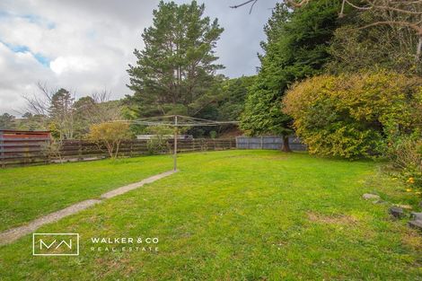 Photo of property in 61 Sunny Grove, Wainuiomata, Lower Hutt, 5014