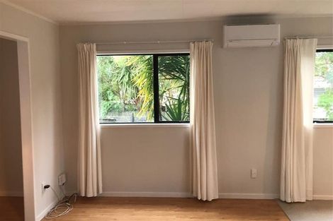 Photo of property in 30 Silverstone Place, Henderson, Auckland, 0612