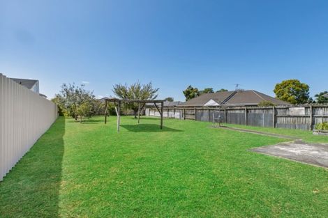 Photo of property in 11 Domain Road, Weymouth, Auckland, 2103