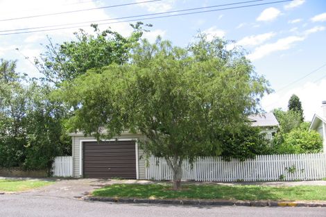 Photo of property in 30 Mewburn Avenue, Mount Eden, Auckland, 1024